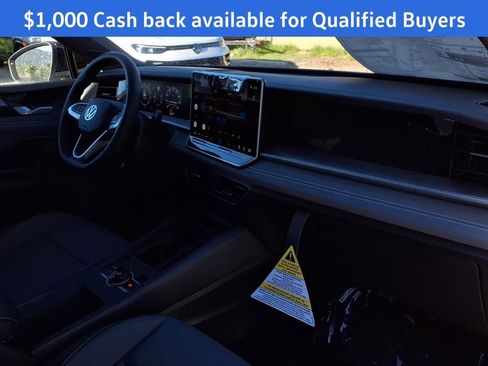 New 2026 Volkswagen Tiguan SE R-Line image 22