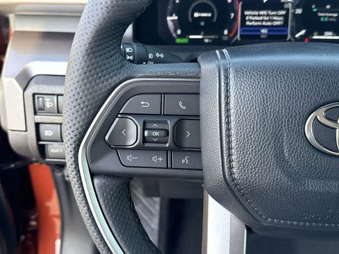 Used 2025 Toyota Tacoma TRD Sport w/ TRD Sport Upgrade Package image 28