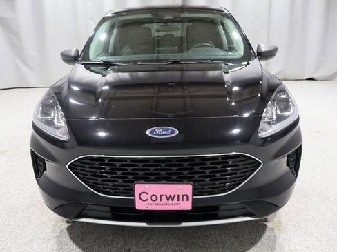 Used 2022 Ford Escape SE image 7