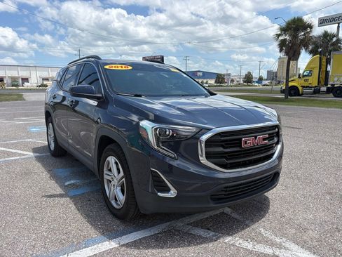 Used 2018 GMC Terrain SLE w/ Driver Convenience Package FWD image 1