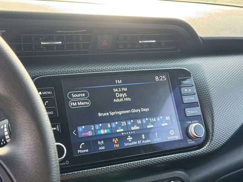 Used 2024 Nissan Kicks SV FWD image 17