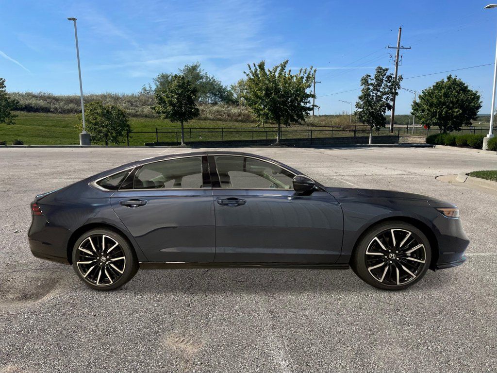 New 2026 Honda Accord Touring image 9