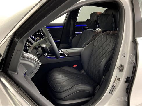Used 2025 Mercedes-Benz S 580 4MATIC Sedan image 17