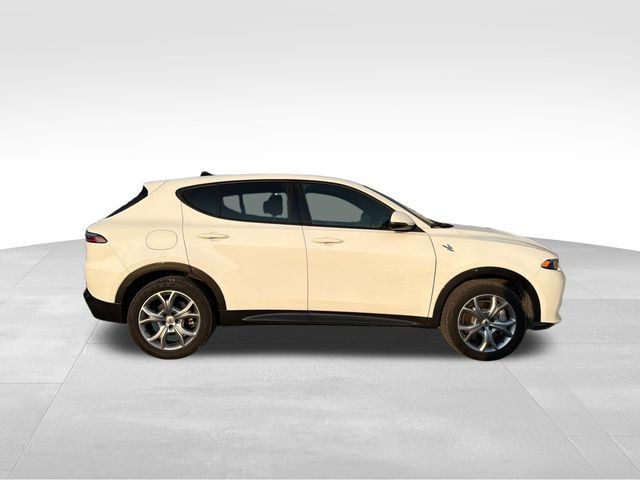 Used 2024 Dodge Hornet R/T AWD/4WD image 4