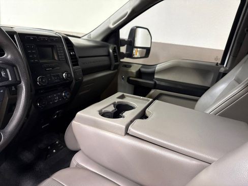 Used 2018 Ford F350 XL image 22