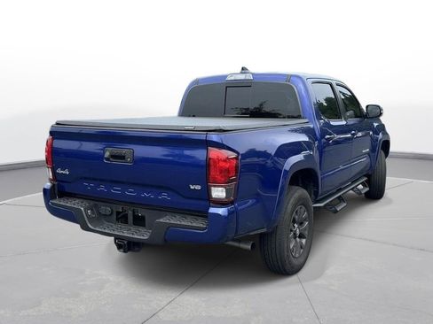 Used 2023 Toyota Tacoma SR5 w/ Technology Package AWD/4WD image 6