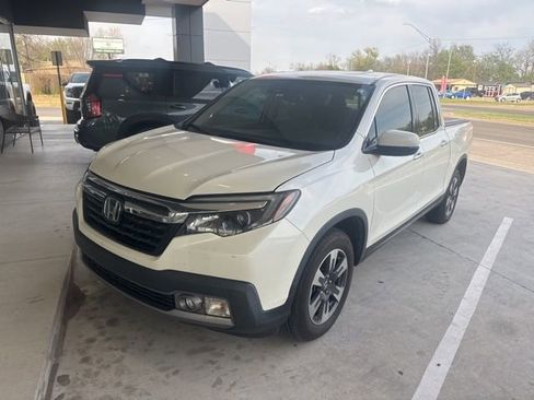 Used 2018 Honda Ridgeline RTL-E image 2