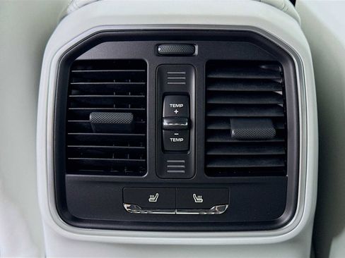 New 2026 Porsche Macan S image 27