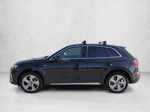Certified 2025 Audi Q5 2.0T Premium Plus image 8