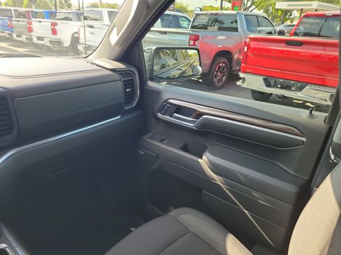 Used 2024 Chevrolet Silverado 1500 RST AWD/4WD image 12