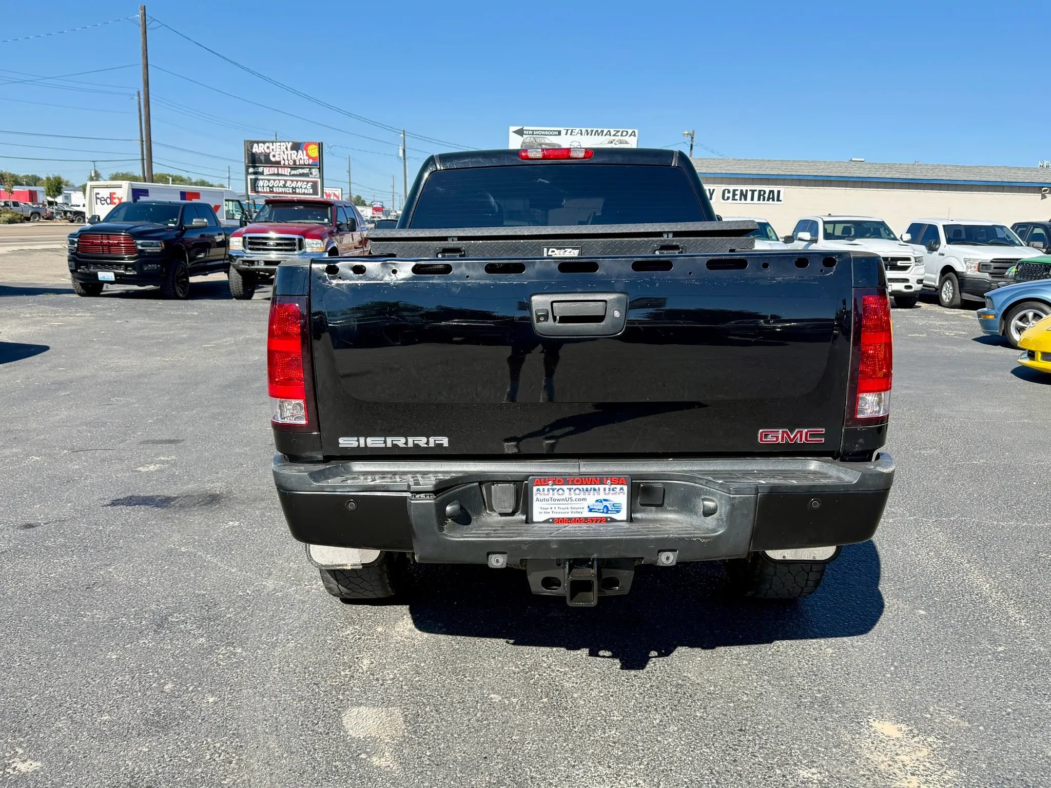 Used 2011 GMC Sierra 2500 Denali AWD/4WD image 4