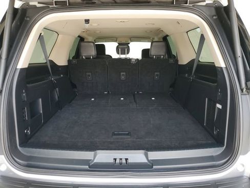 Used 2024 Ford Expedition Max XLT AWD/4WD image 12