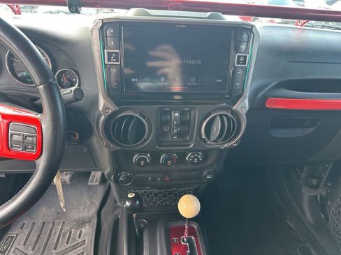Used 2015 Jeep Wrangler Unlimited Sport w/ Quick Order Package 24S AWD/4WD image 11