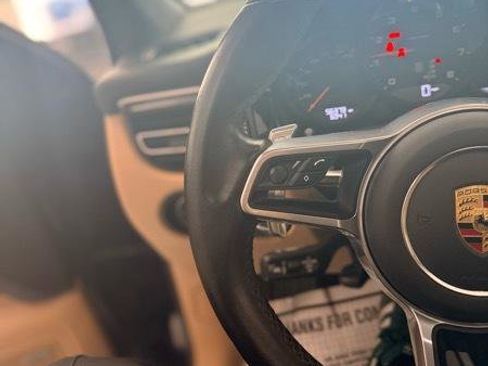 Used 2021 Porsche Macan image 17