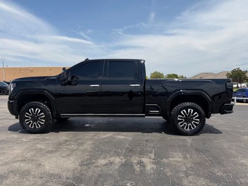 Used 2024 GMC Sierra 2500 Denali Ultimate AWD/4WD image 12