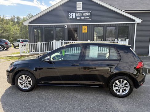Used 2015 Volkswagen Golf S FWD image 3