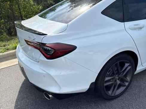 Used 2025 Acura TLX SH-AWD w/ A-SPEC Pkg image 8