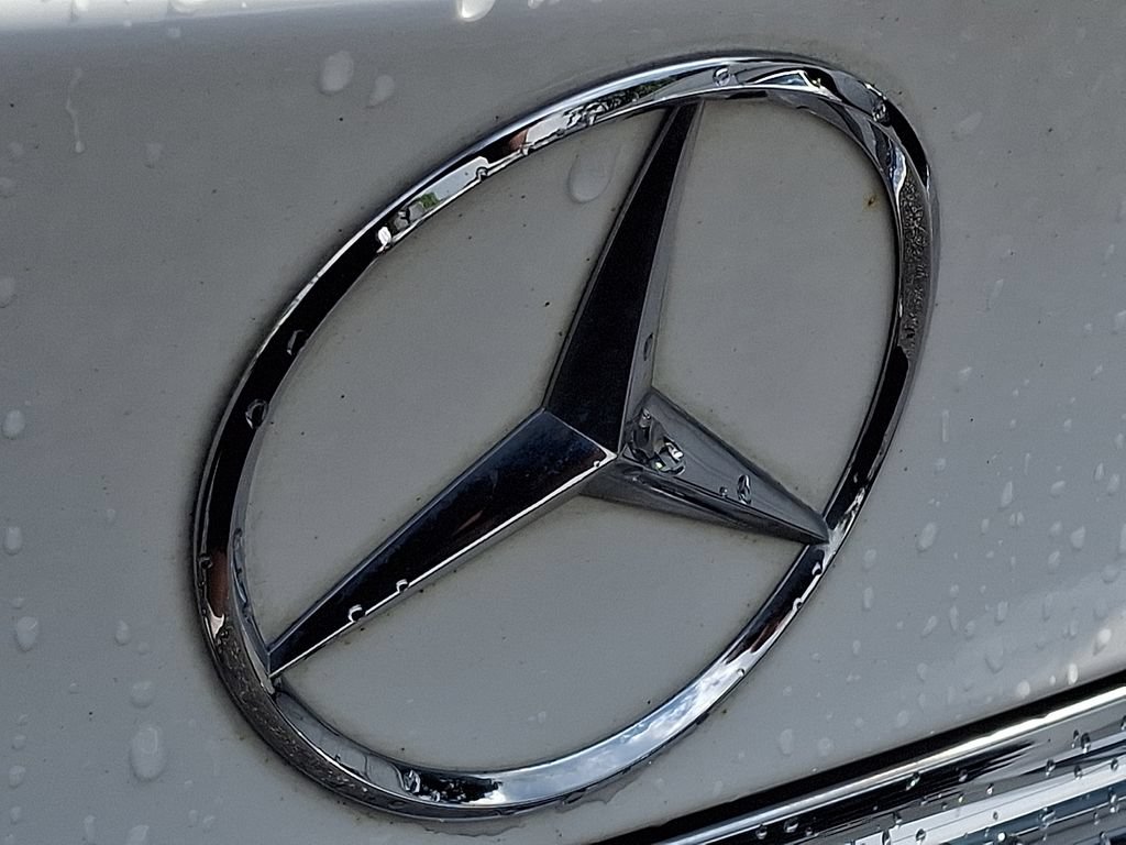 Used 2018 Mercedes-Benz GLA 250 4MATIC image 31