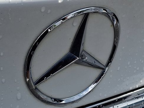 Used 2018 Mercedes-Benz GLA 250 4MATIC image 31