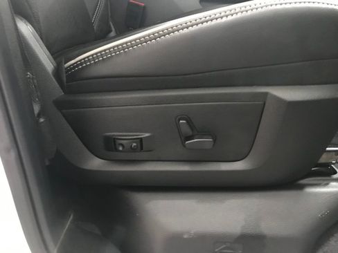 New 2025 RAM 2500 Laramie image 44