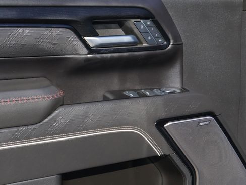 Used 2024 GMC Sierra 2500 AT4X w/ AT4X AEV Edition image 19