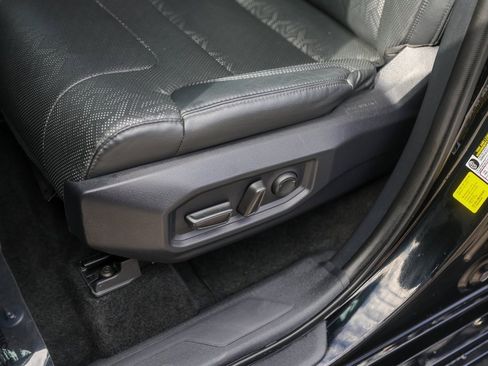 Used 2023 Toyota Tundra SR5 image 11