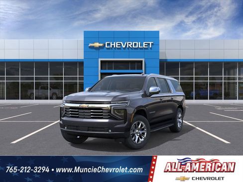 New 2025 Chevrolet Suburban Premier image 8