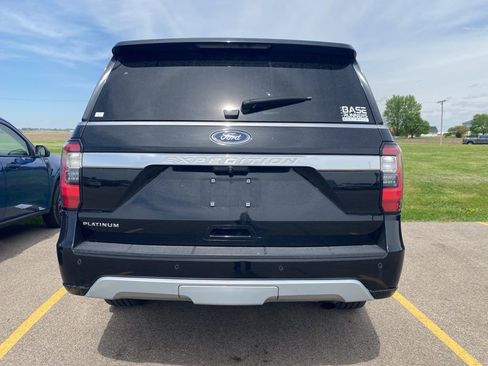 Used 2018 Ford Expedition Platinum RWD image 10