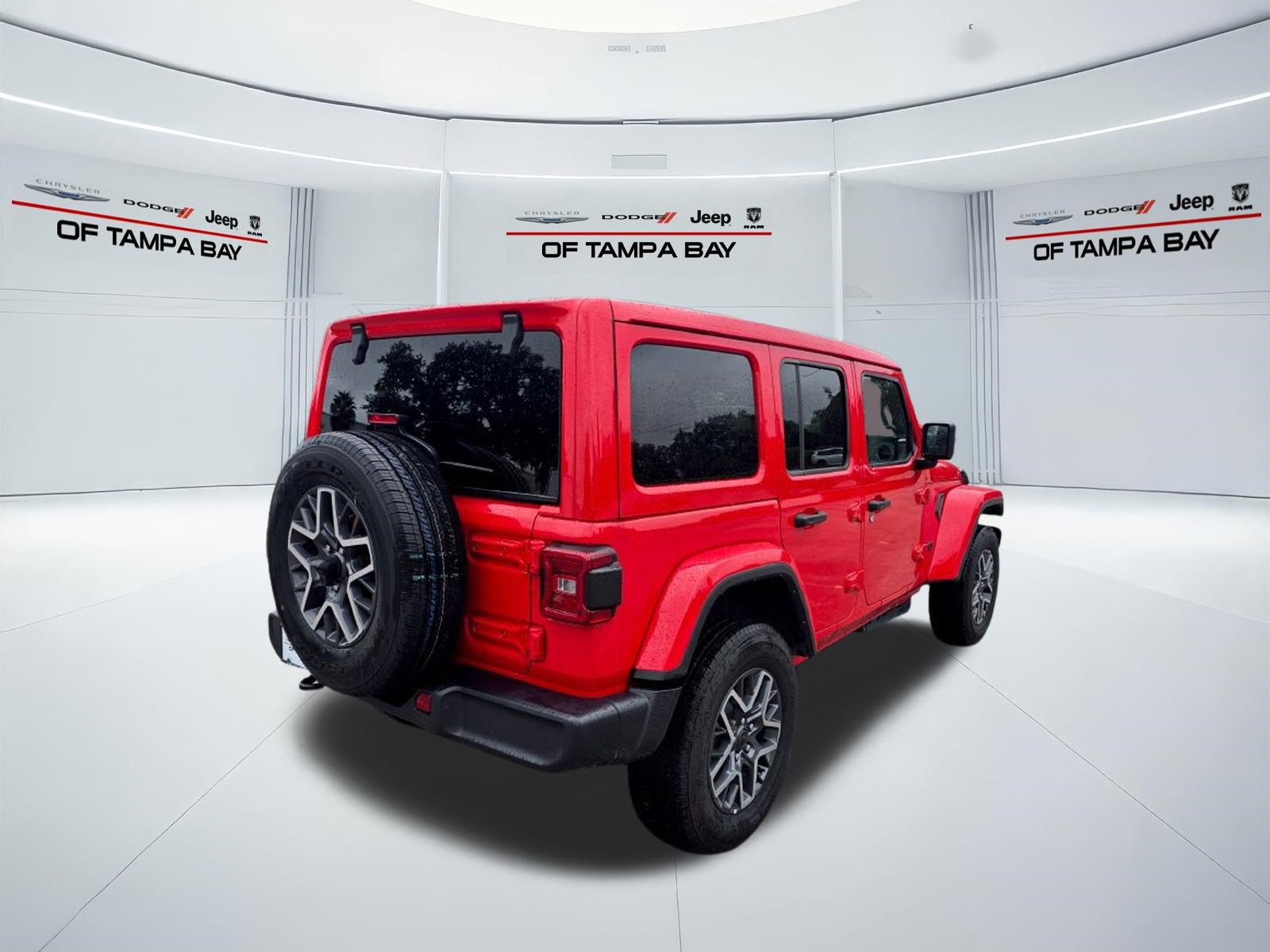 Used 2026 Jeep Wrangler Unlimited Sahara AWD/4WD image 6