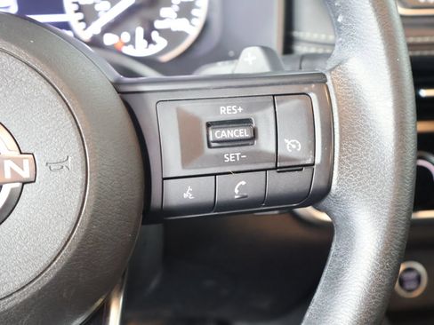Used 2022 Nissan Rogue S AWD/4WD image 36
