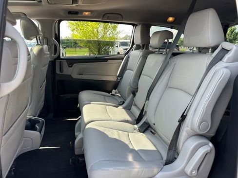 Used 2018 Honda Odyssey EX-L image 19