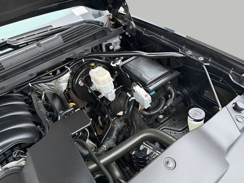 Used 2017 Chevrolet Silverado 1500 LTZ Z71 w/ LTZ Plus Package image 32