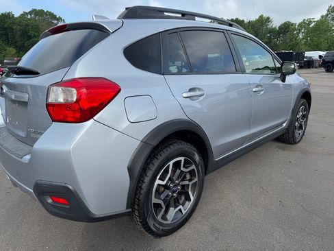 Used 2017 Subaru Crosstrek 2.0i Limited AWD/4WD image 11