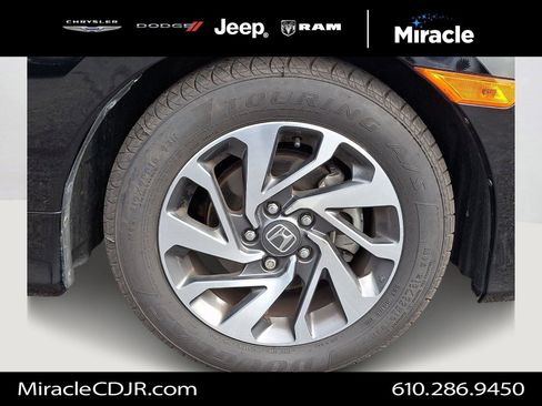 Used 2019 Honda Civic LX image 8