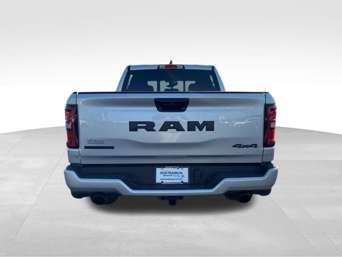 Used 2026 RAM 1500 Big Horn AWD/4WD image 7