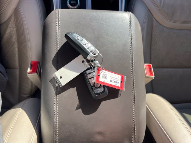 Used 2020 Ford Explorer Platinum AWD/4WD image 11