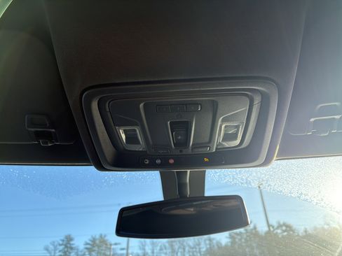 Used 2020 GMC Sierra 2500 AT4 image 18