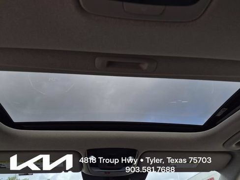 Used 2023 Kia Niro Wave FWD image 28