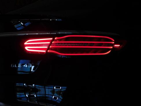 Used 2019 Mercedes-Benz GLE 43 AMG 4MATIC Coupe image 88