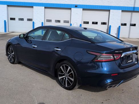 Used 2023 Nissan Maxima SL image 3