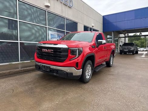 Used 2024 GMC Sierra 1500 Pro w/ Pro Value Package image 4
