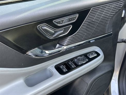 Used 2022 Lincoln Corsair FWD w/ Premium Package image 10