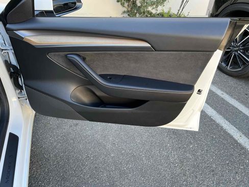 Used 2021 Tesla Model 3 Standard Range Plus image 59