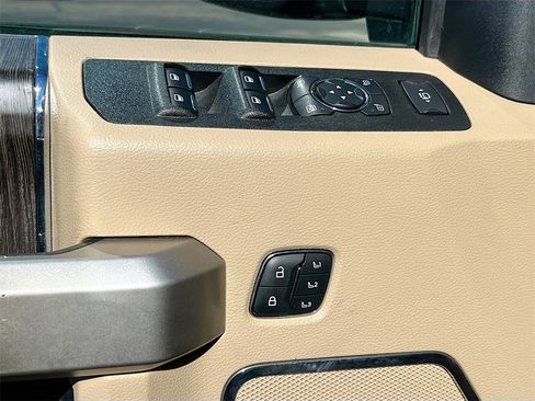 Used 2021 Ford F250 Lariat w/ Lariat Ultimate Package image 18