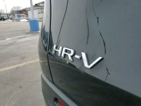 Used 2025 Honda HR-V Sport image 7