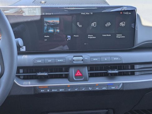 New 2026 Kia K4 LXS image 22