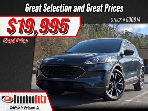 Used 2022 Ford Escape SE w/ SE Sport Appearance Package image 1