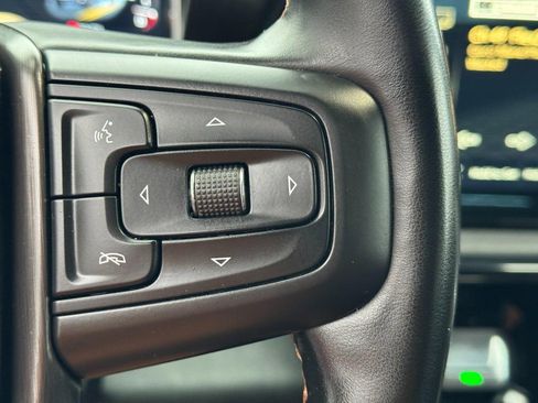 Used 2024 GMC Sierra 2500 AT4 image 23