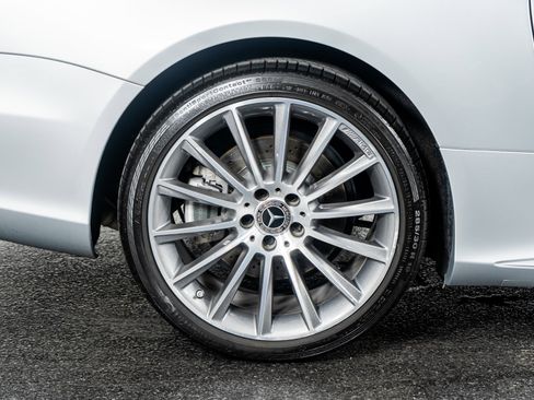 Used 2018 Mercedes-Benz SL 550 SL 550 image 10