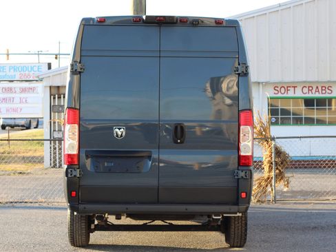 Used 2018 RAM ProMaster 2500 image 7